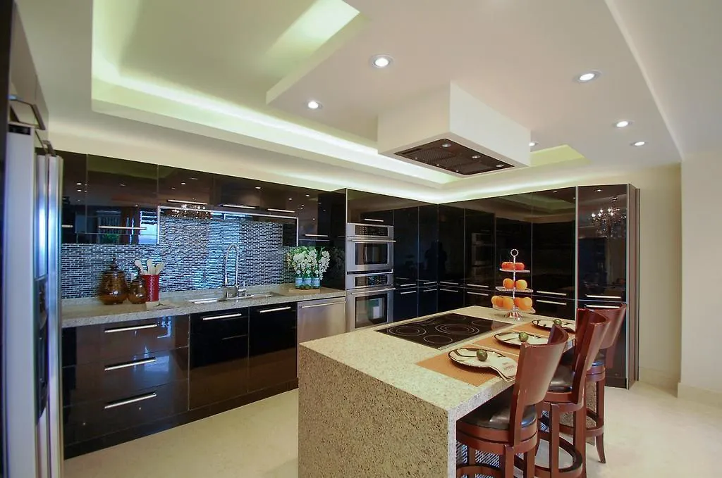 Luxury Executive Condo Toronto 0*,